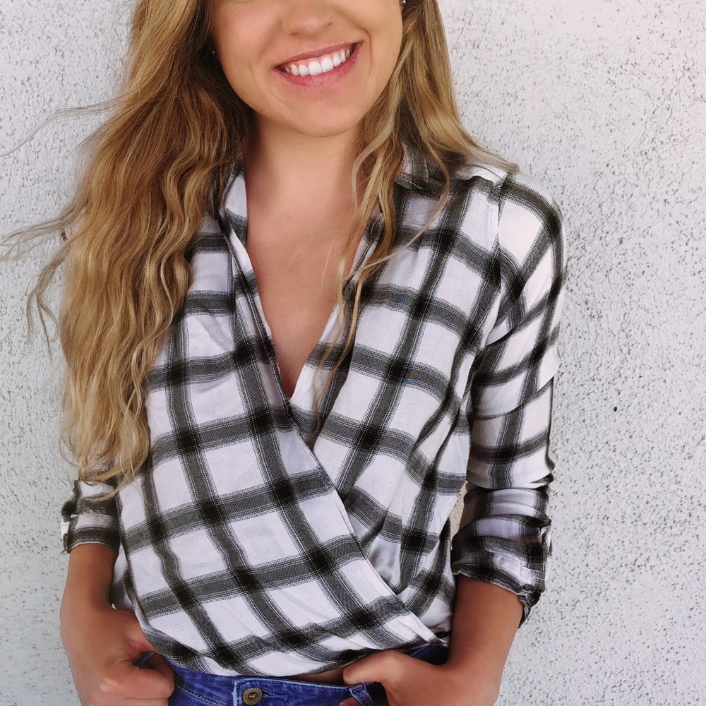 Plaid plunge neck top